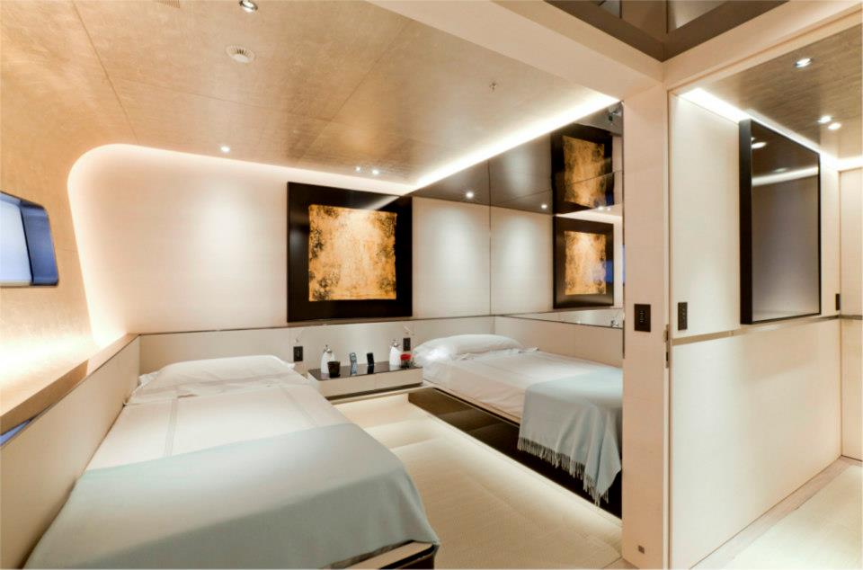 Motor Yacht ASLEC 4 - twin cabin.jpg