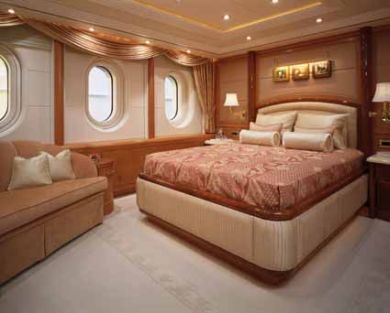 Motor Yacht CAPRI - Guest.jpg