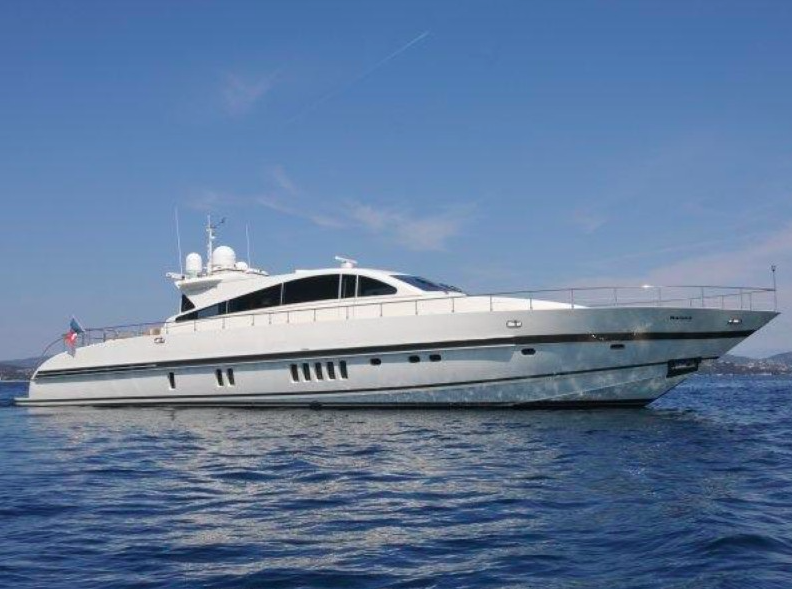 Motor Yacht NAISCA IV - 002.png