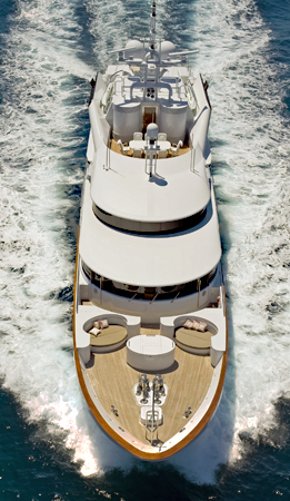 Motor Yacht Triumphant Lady - Underway.jpg