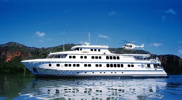 Motor Yacht True North  landing.jpg