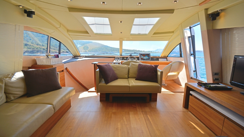 Motor Yacht WAVE MASTER - 013.jpg