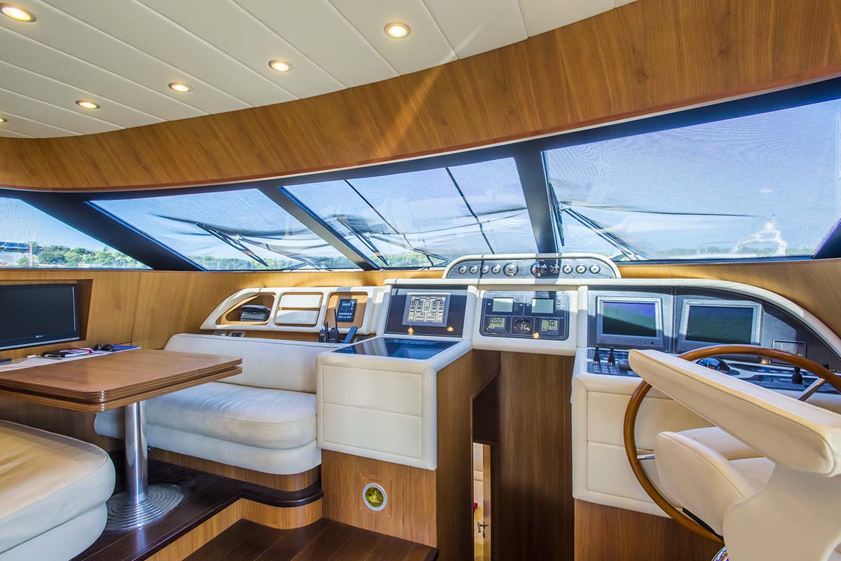 Motor yacht 888 - 016.jpg