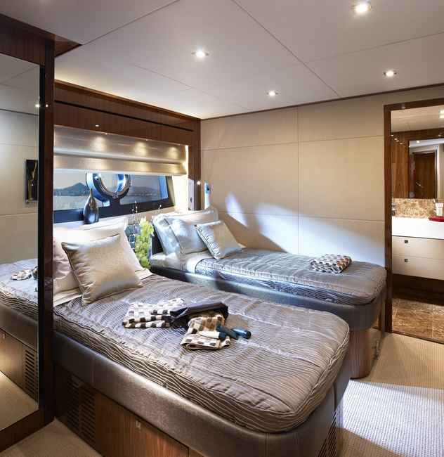Motor yacht AQUA LIBRA - 015.jpg