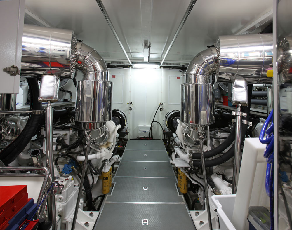 Motor yacht AQUARIUS - Engine.jpg