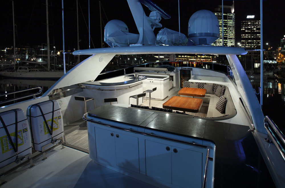 Motor yacht AQUARIUS - Sundeck.jpg