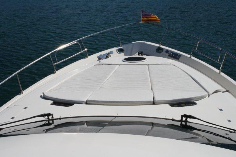 Motor yacht CRIDAMAR -  Bow.jpg