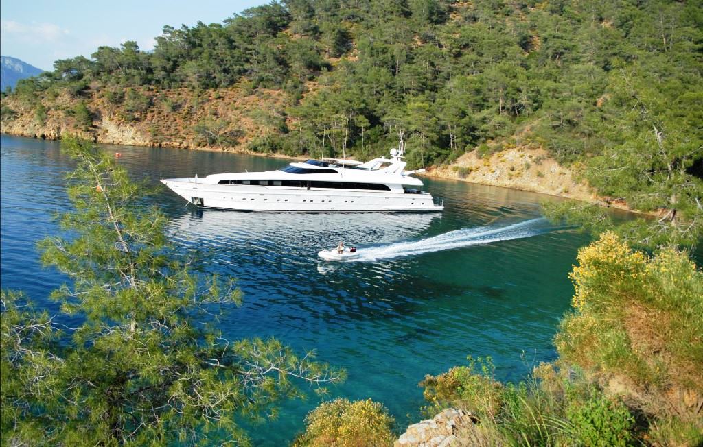 Motor yacht HULYA - Main.jpg