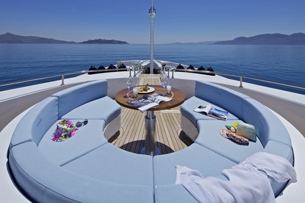 Motor yacht ORAMA -  Foredeck.jpg