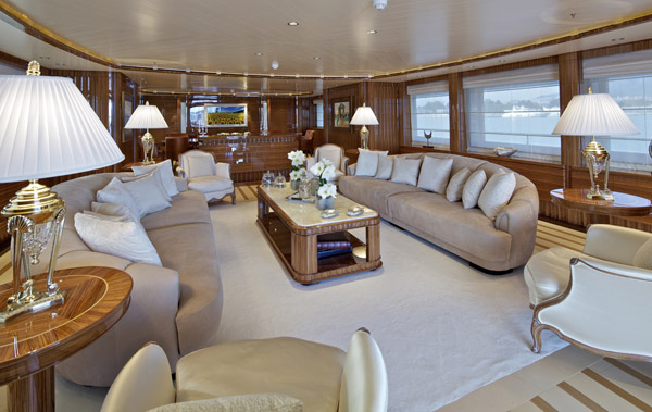 Motor yacht ORAMA -  Main Salon 2.jpg