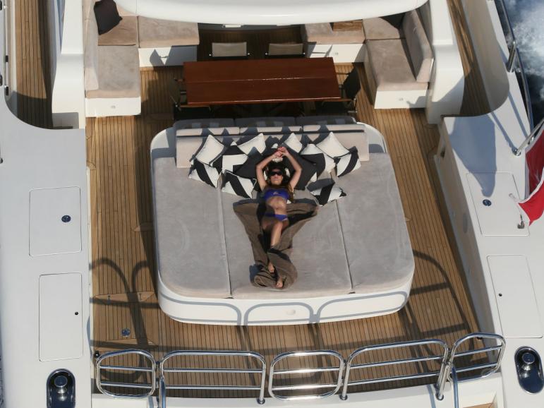 Motor yacht PLAN B - Sunpad.jpg