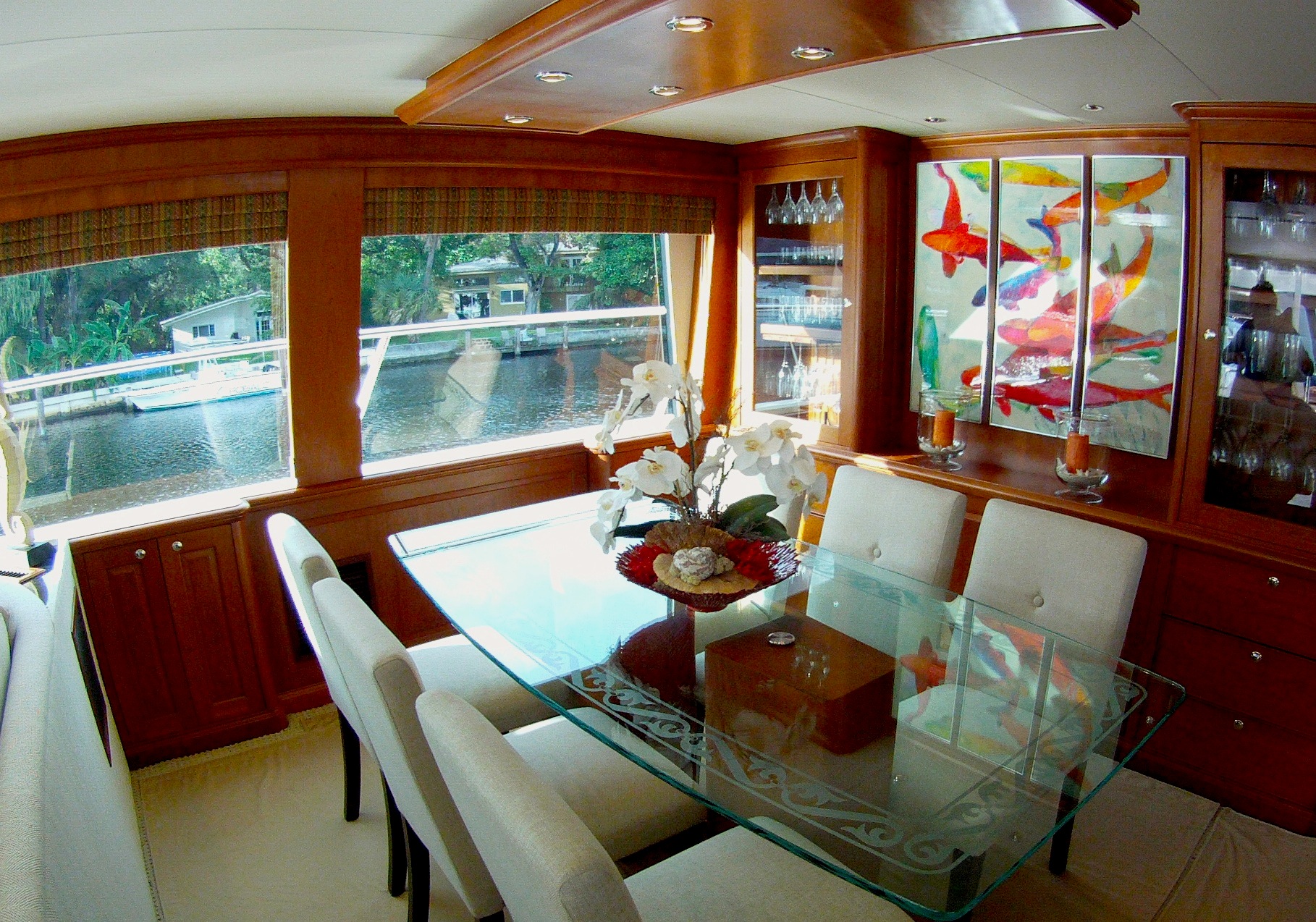 Motor yacht REFLECTIONS - Salon Dining.jpg