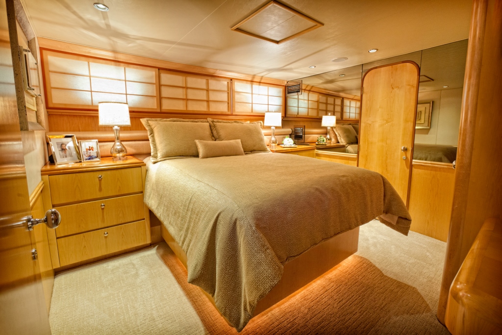 Motor yacht SALACIA - Guest Cabin 2.jpg