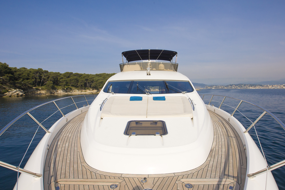Motor yacht SAMAKANDA -  Foredeck.jpg
