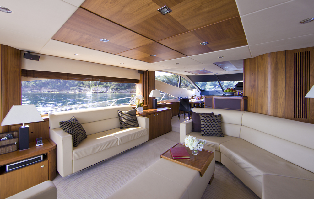 Motor yacht SAMAKANDA -  Main Salon 2.jpg