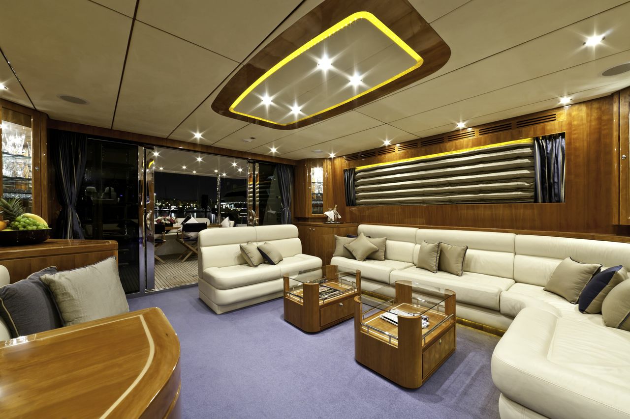 Motor yacht SAMARIC  -  Main Salon.jpg