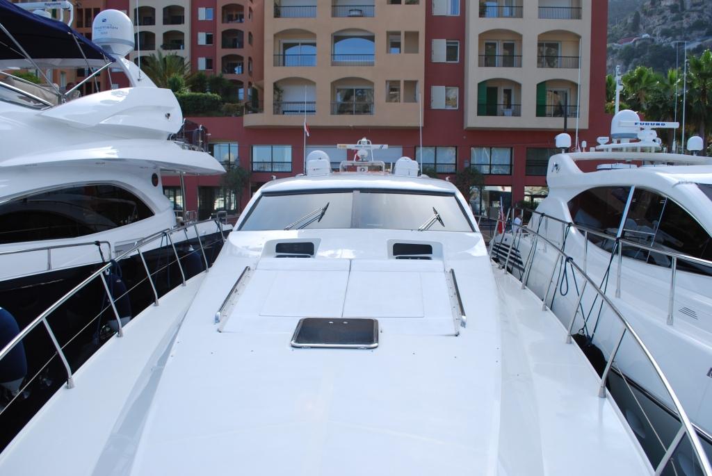 Motor yacht SWEET TITI -  Forward.jpg