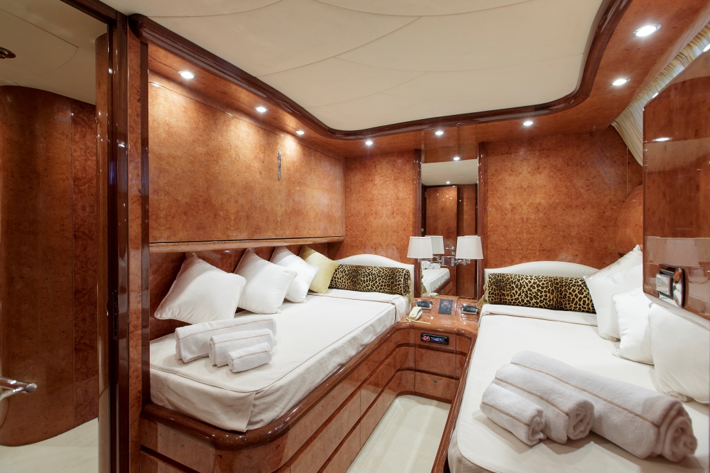 Motor yacht Sea Jaguar -  Twin Cabin.jpg