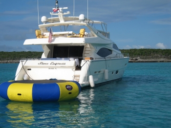 Motor yacht Sioux Empress - Aft View.jpg