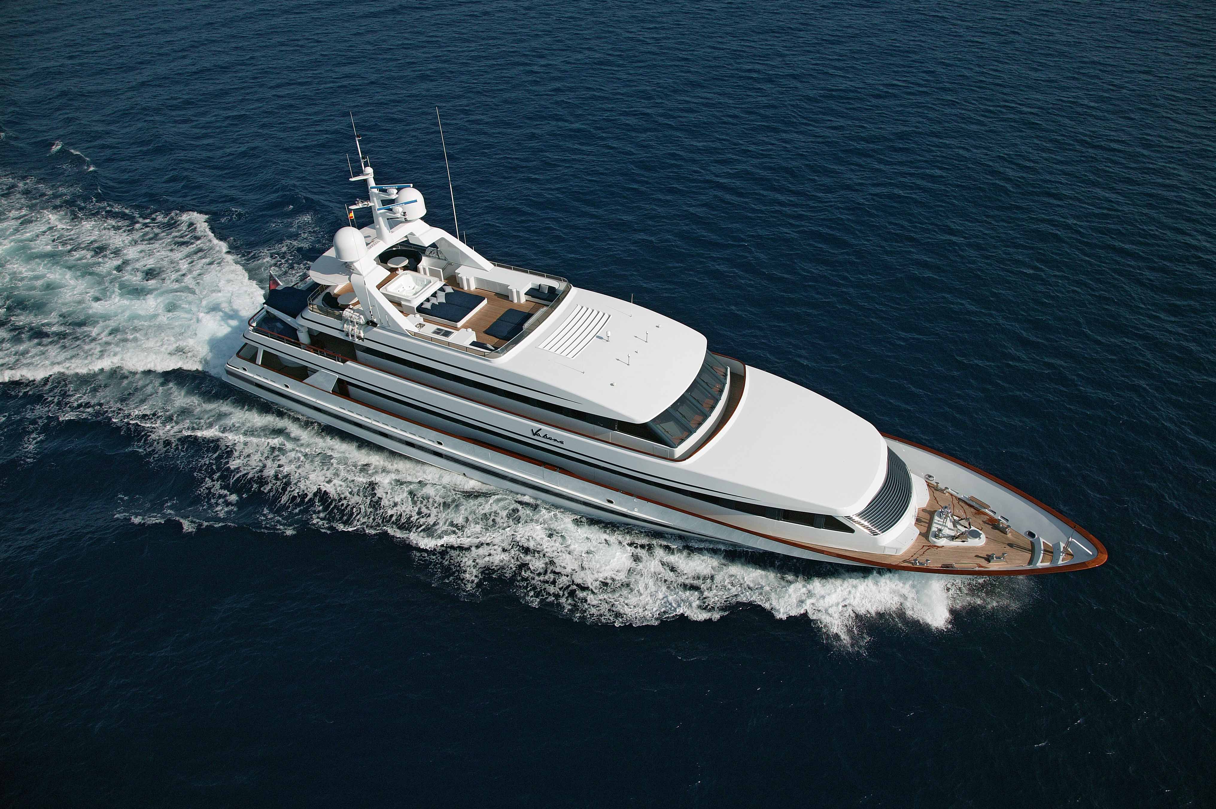 Motor yacht VA BENE -  Main.jpg