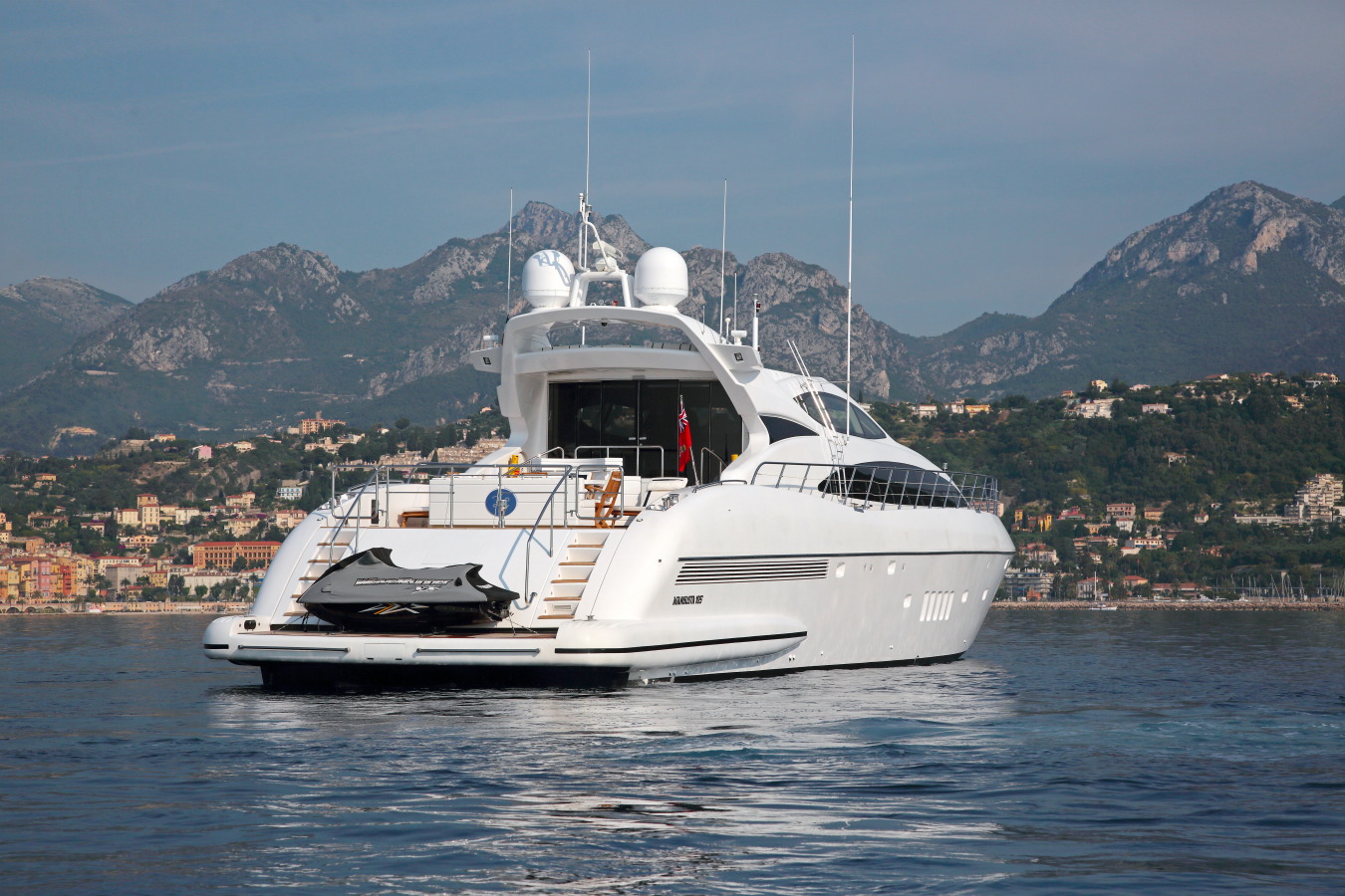 Motor yacht VERA - Aft View.jpg