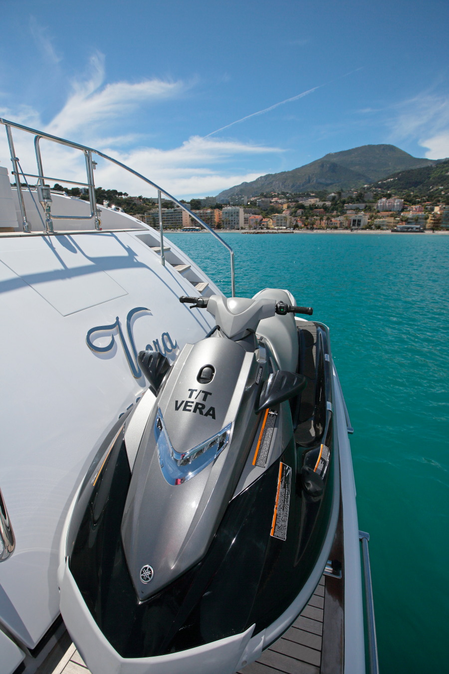 Motor yacht VERA - Jetski.jpg