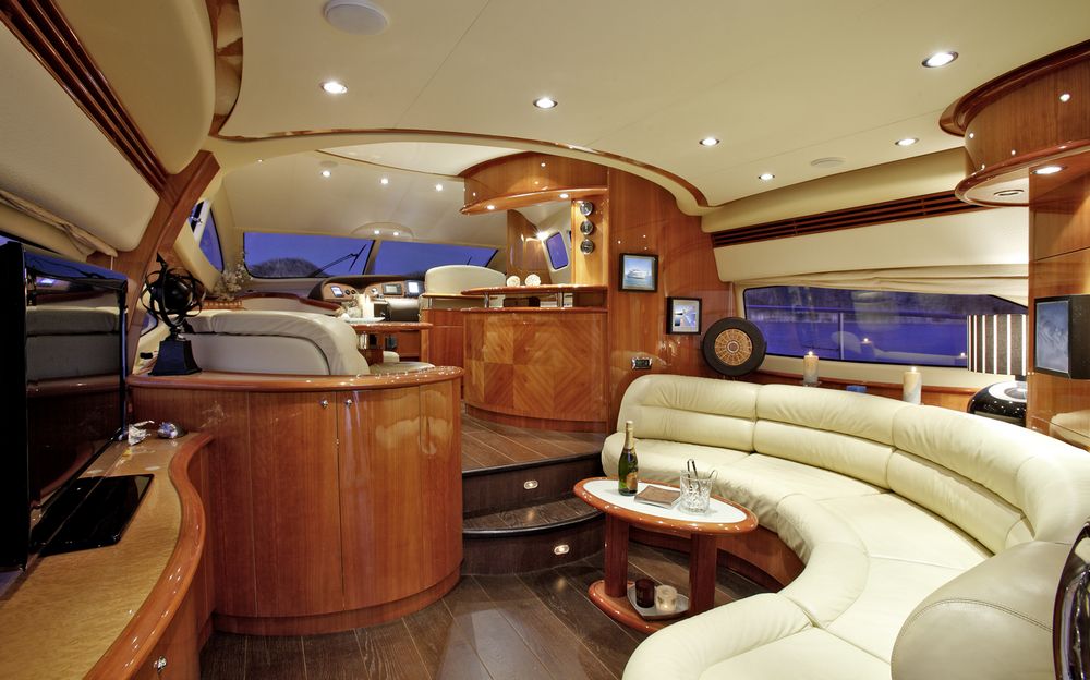 NELL MARE - Salon.jpg
