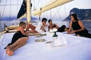 OFELIA -  Sundeck.jpg