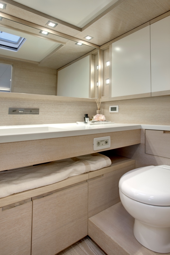 ONE SHOT - Ensuite 2.jpg