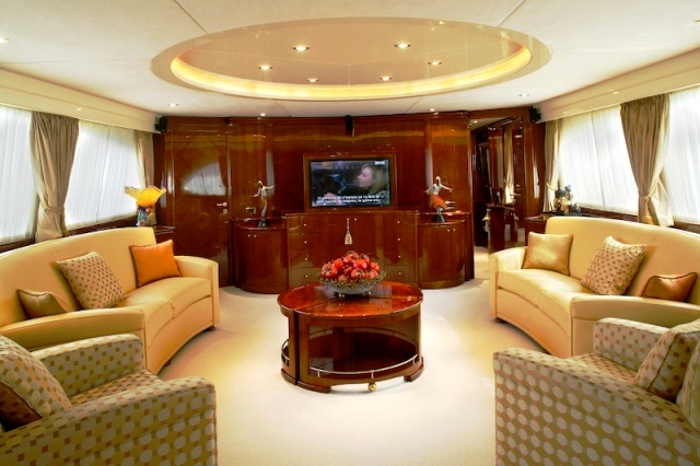 OUZO PALACE - Saloon.jpg