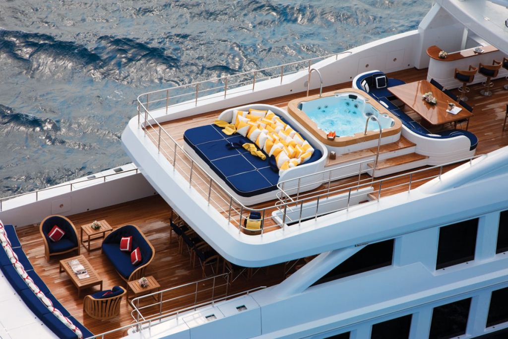 OXYGEN - Spa Pool and Decks from above.jpg