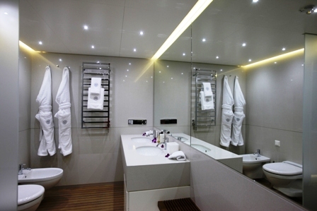 Ocean Sapphire -  Master bath.jpg