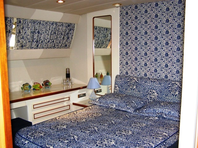 PARADIS -  Double Cabin View 2.jpg
