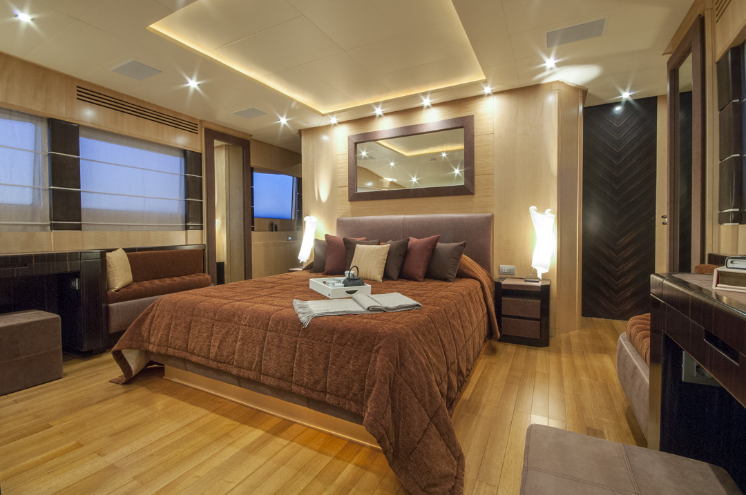 PETRA - Master suite 2.jpg