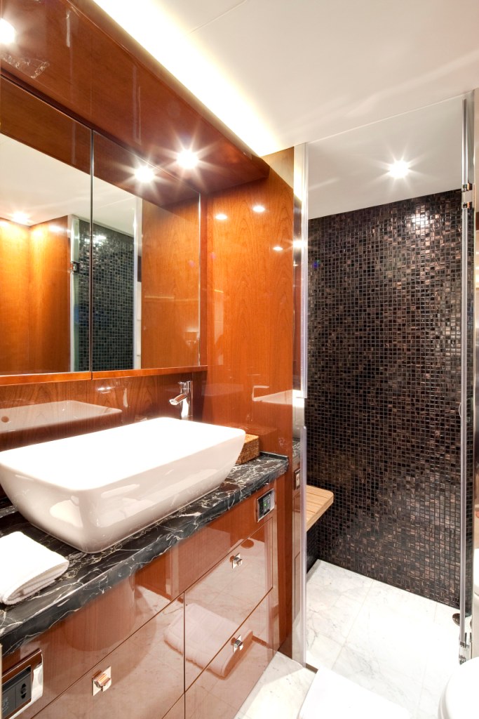 PRINCESS LILY - Guest bathroom.jpg