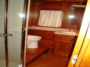 Popotine -  Master Suite.jpg