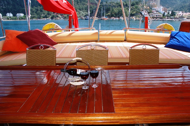 Quasart -  Aft Deck.jpg