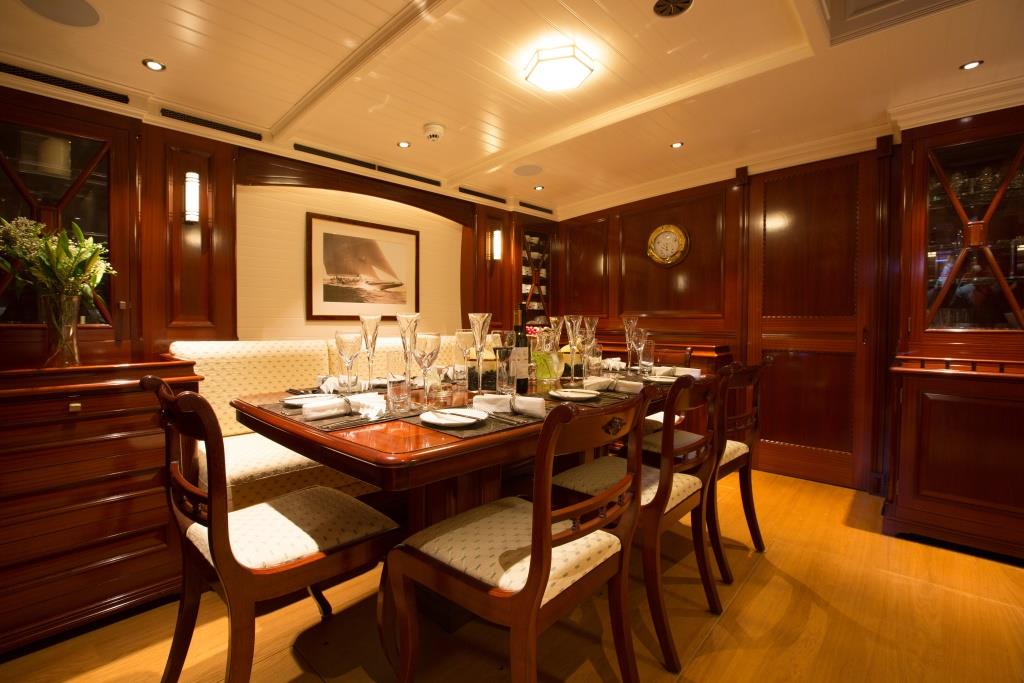 RAINBOW - Formal dining.jpg