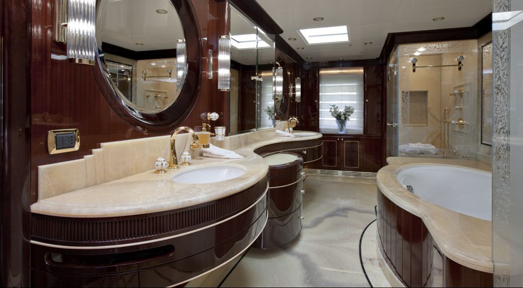 REVE D OR -  VIP Ensuite.jpg