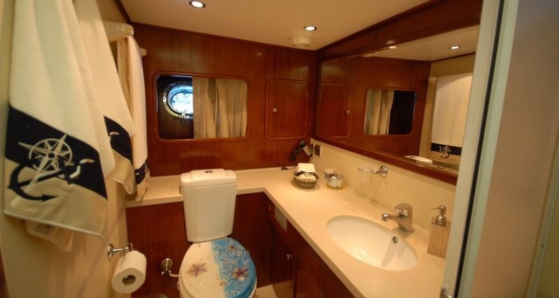 RIGEL - Ensuite.jpg