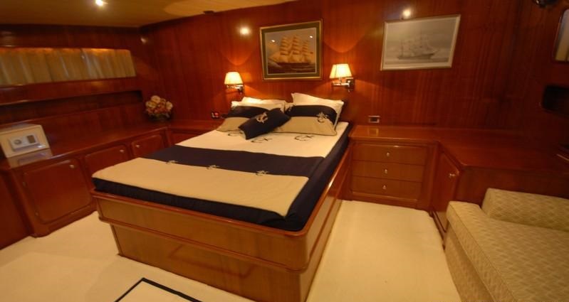RIGEL - VIP cabin.jpg
