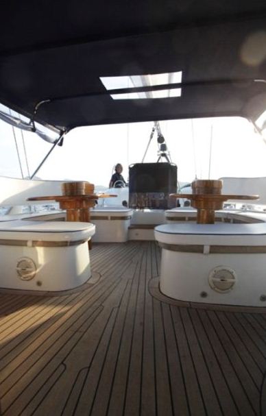 ROMEO and C  -  Cockpit.jpg