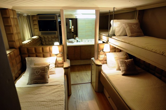 ROSPIYA -  Twin Cabin.jpg