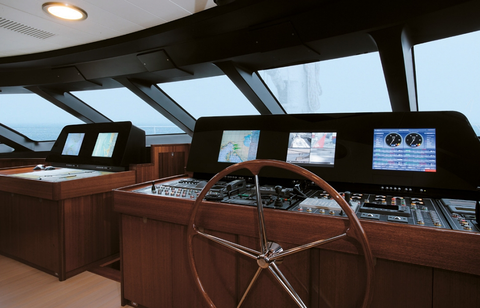 Rosehearty yacht by Perini Navi.png