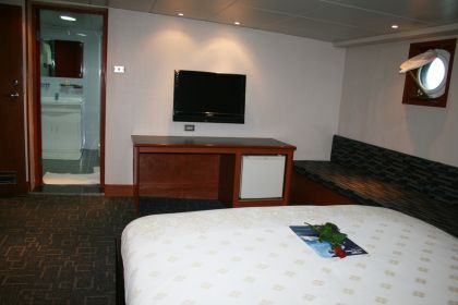 SARSEN Yacht - Interior - Cabins .JPG