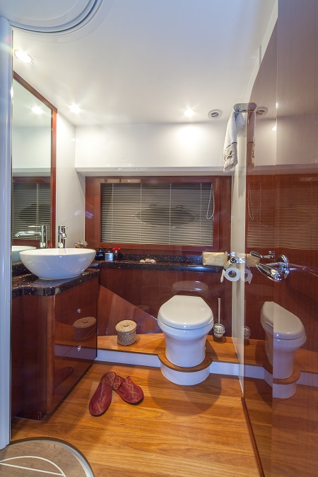 SASSY - Guest ensuite.jpg