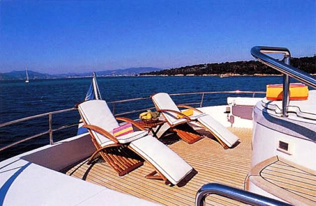 SHALIMAR I -  Sunbathing area.jpg