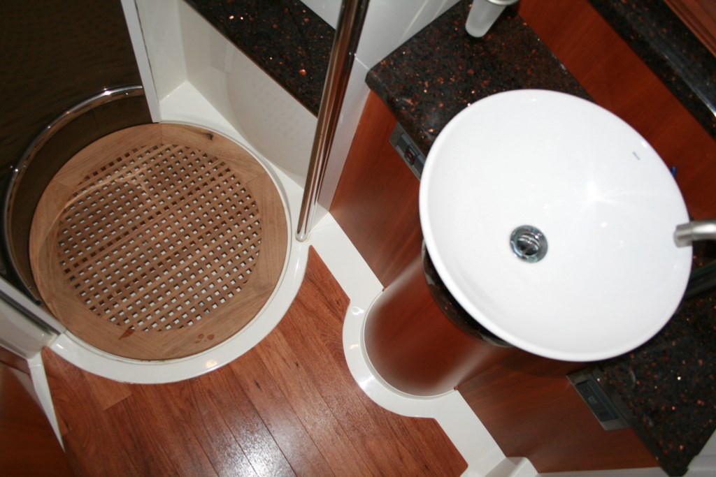 SIGMA - Ensuite.jpg