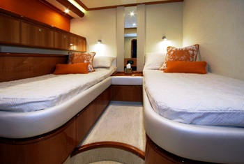SIOUX EMPRESS -  Twin Cabin 2.jpg