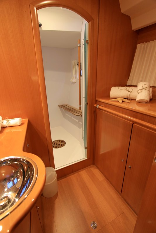 SOULS CALLING - Large ensuite.jpg